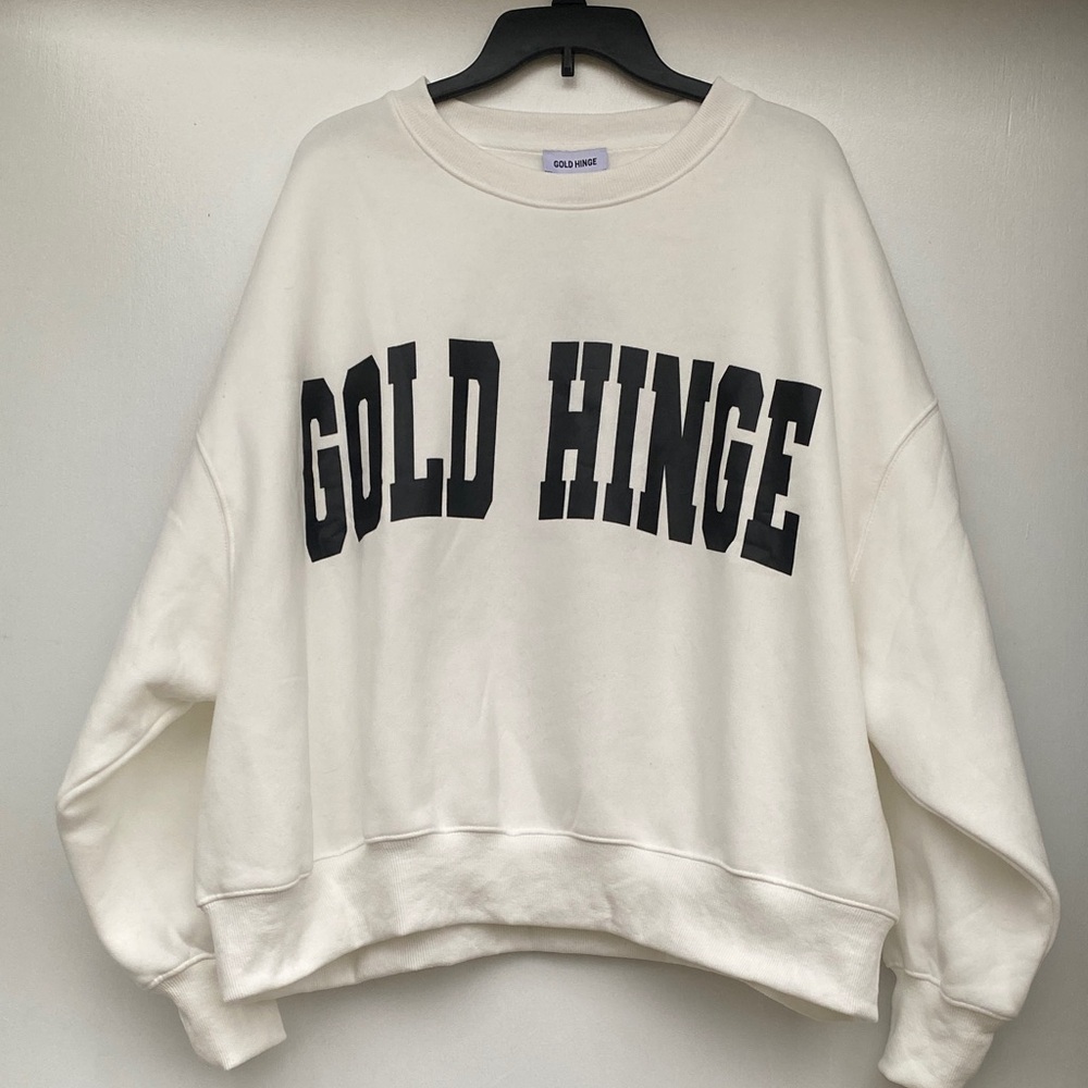 Gold Hinge Wide Arm Sweatshirt